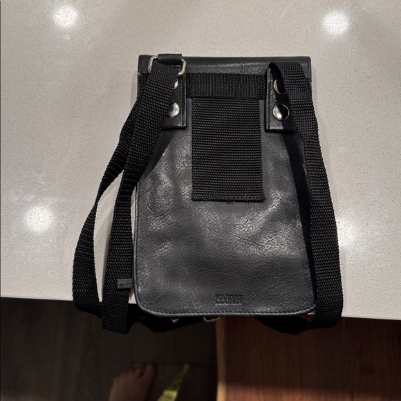 Black Leather Crossbody Bag - Wilson’s leather - Picture 2 of 4